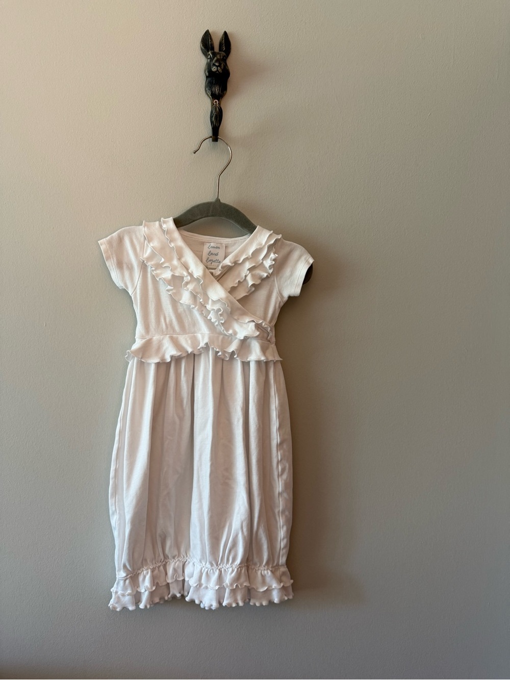 Lemon loves layette White Ruffled baby gown